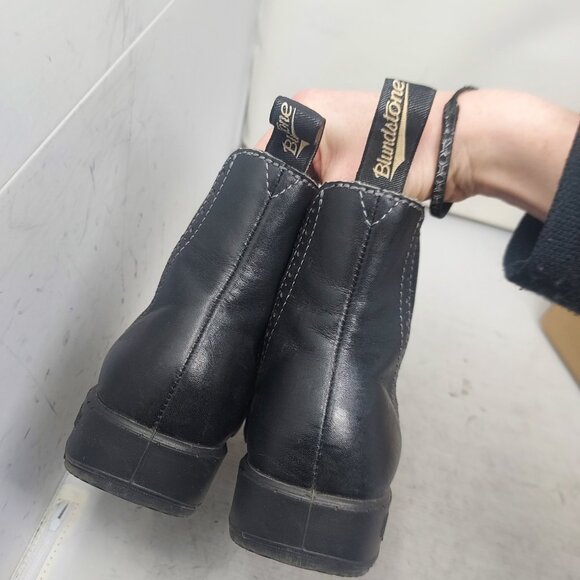 Blundstone WOMENS Chelsea Black Tall Boot - Picture 9 of 10